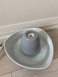 Ceramic Pet Fountain with extra filters