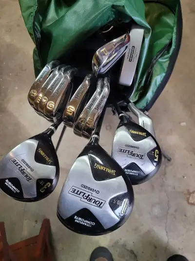 Vintage clubs n bag never used