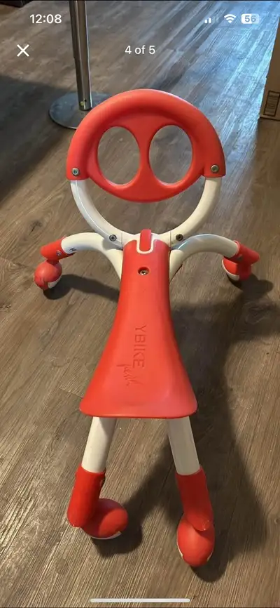 Baby carrier - never used only washed and then put back into the original box $45 originally over $6...