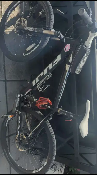 Fuji 27 speeds mountain bike, View more