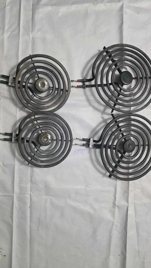 Range Stove Burner in Stoves, Ovens & Ranges in Mississauga / Peel Region - Image 4