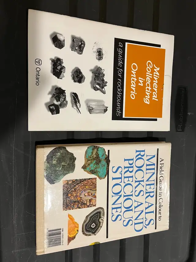 Rock and Mineral Books in Other in Hamilton - Image 3