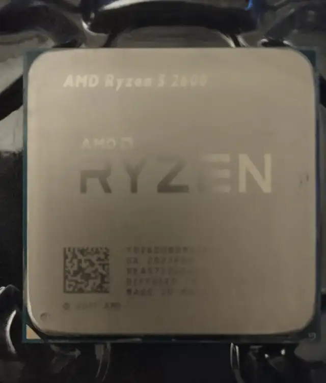 Ryzen5 2600 CPU, no cooler - used, very good condition in System Components in Oshawa / Durham Region - Image 2