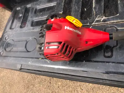 Weed trimmer in good condition
