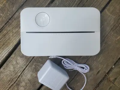 Rachio 3 8ZULWC 8-zone controleur irrigation intelligent, View more