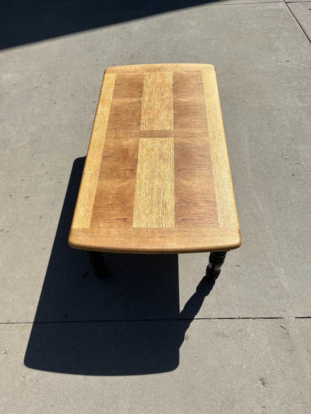coffee table in Coffee Tables in Saskatoon - Image 2