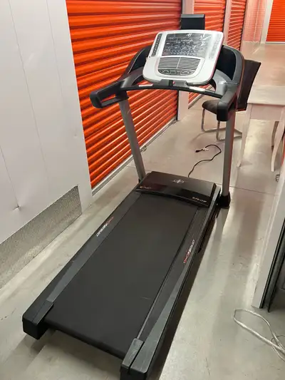 Nordictrack C 700 Folding Treadmill with 7 Interactive Touchscreen Barely used, like new.