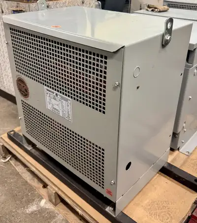 Marcus 15 kVA, 3-Phase Primary: 480V Secondary: 600Y/347V Isolation type Used in good working condit...