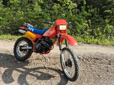 Honda XR200R. New piston rings, valves, camshaft, timing chain, drive chain, drive sprockets, front...