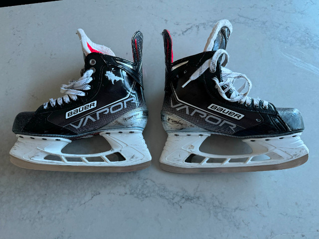 Bauer Vapor x3.7 Skates in Skates & Blades in Ottawa