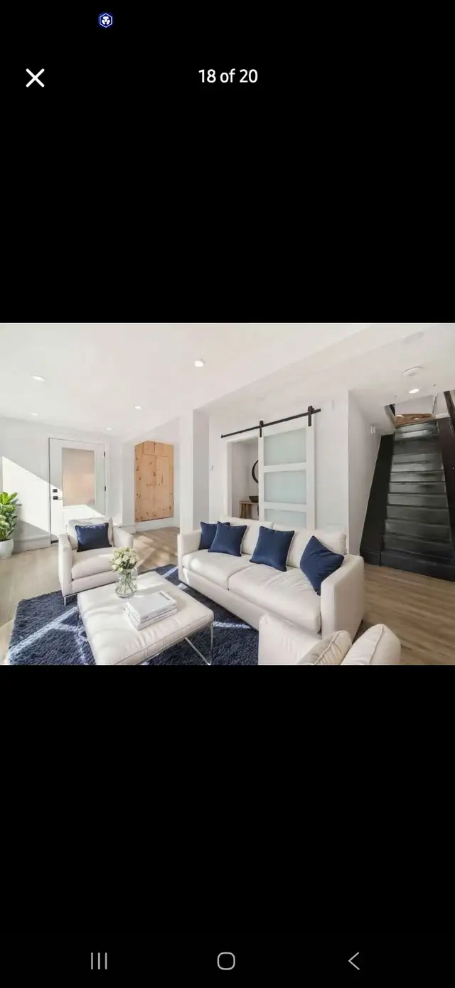 4 SEASON WATERFRONT COTTAGE FOR SALE $949,000 in Houses for Sale in Muskoka - Image 13