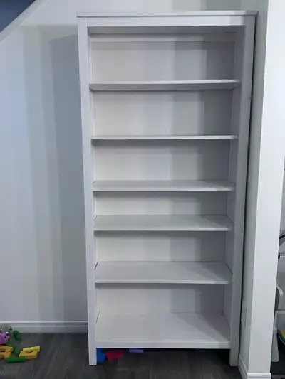 IKEA bookcase in great condition