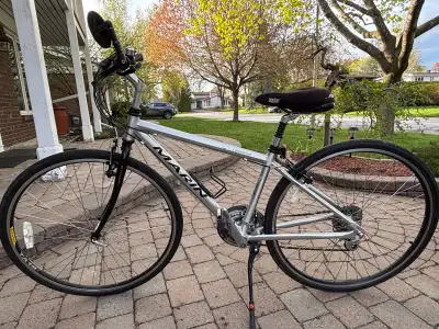 Marin larkspur hybrid city bike, View more