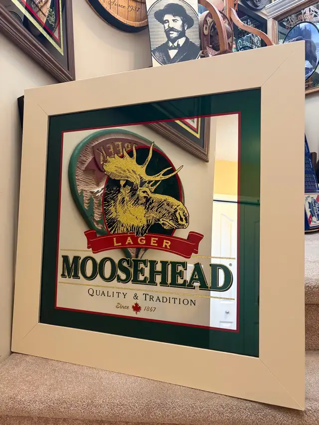 Vintage Moosehead Beer Bar Mirror Mint Condition  in Arts & Collectibles in Calgary - Image 10
