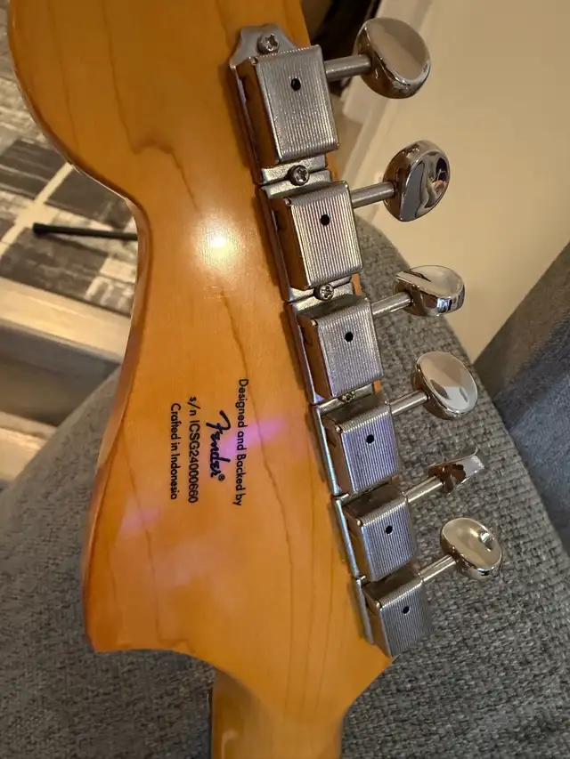 Fender Squier Jazz Master533465087691335685