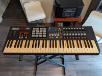 AKAI MPK61 MIDI Keyboard/Controller (with 16 Drum Pads)