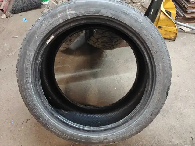 235/45R18 General ALTIMAX ARCTIC 12 winter tire in Tires & Rims in Mississauga / Peel Region - Image 5