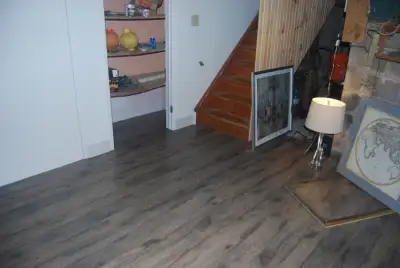 Installation available for Laminate, vinyl and Hardwood flooring. Also some carpet. I can also remov...