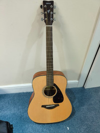Yamaha Guitar, perfect condition for cheap, $200 (Cash only)