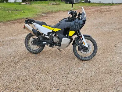 Low km. Second owner. This bike is awesome to ride, I just don't have enough time to ride anymore. H...
