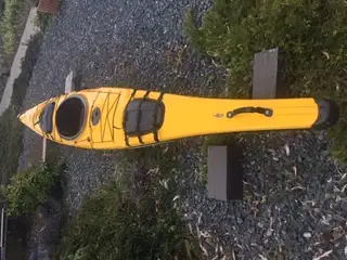 Lightspeed Kayak in excellent condition - with paddles Length 17' Width 25' Weight 57lbs Sporttrek r...