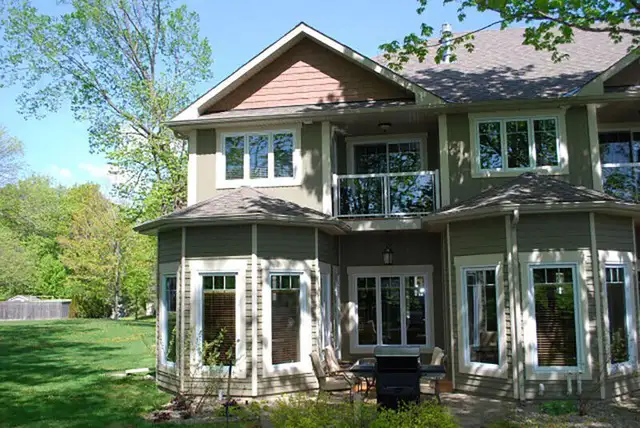 Wolfe Springs Resort, Wolfe Lake, Westport, Villa 1 Lakeside in Ontario in Canada - Image 6
