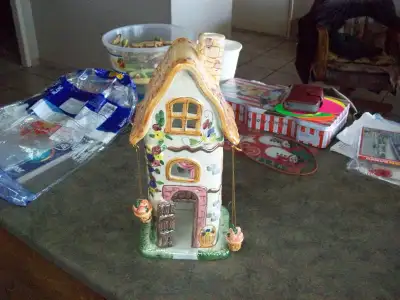 COTTAGE CANDLE LIGHT, View more