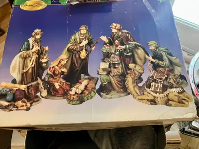 Personnages de crèche de Noël, View more