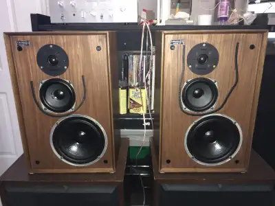 Nice pair of Celestion Ditton 22 Speakers, Made in England in the mid to late 70's Working as they s...