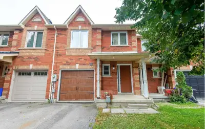 3-Bedroom Townhouse for Rent – Richmond Hill (1,450 Sq Ft)