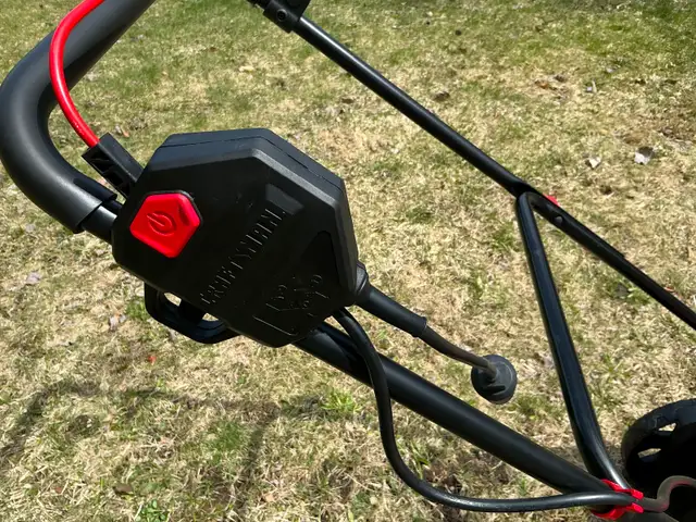 Tondeuse électrique Craftsman 20" , 13 ampères in Lawnmowers & Leaf Blowers in Sherbrooke - Image 10