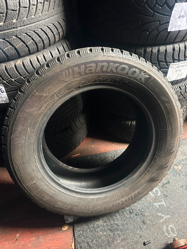 205/60R16 Hankook Winter I-Pike- SINGLE TIRE - USED in Tires & Rims in Mississauga / Peel Region