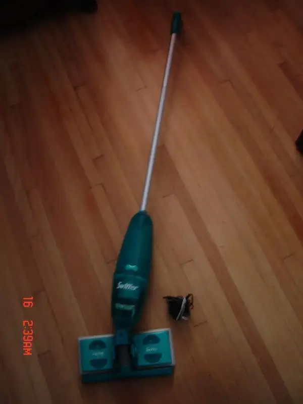 ** Vacuum Cleaners, Swiffers and Power Brush & Parts ** in Vacuums in Calgary - Image 9
