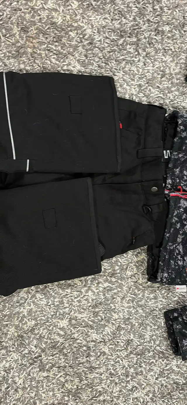 Monster black / red winter Snow Suit kids size 10 in Kids & Youth in Edmonton - Image 6