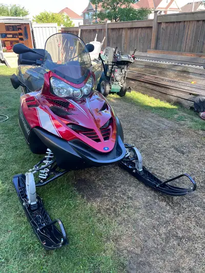 Selling my 2008 Polaris IQ Cruiser FST Turbo Snowmobile. Four stroke 750cc turbocharged engine with...