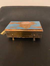 Vintage musical ornate enameled jewellery box.5.5”x3.5”x2”.