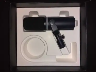 BEACN Dynamic USB C Broadcast Microphone, View more