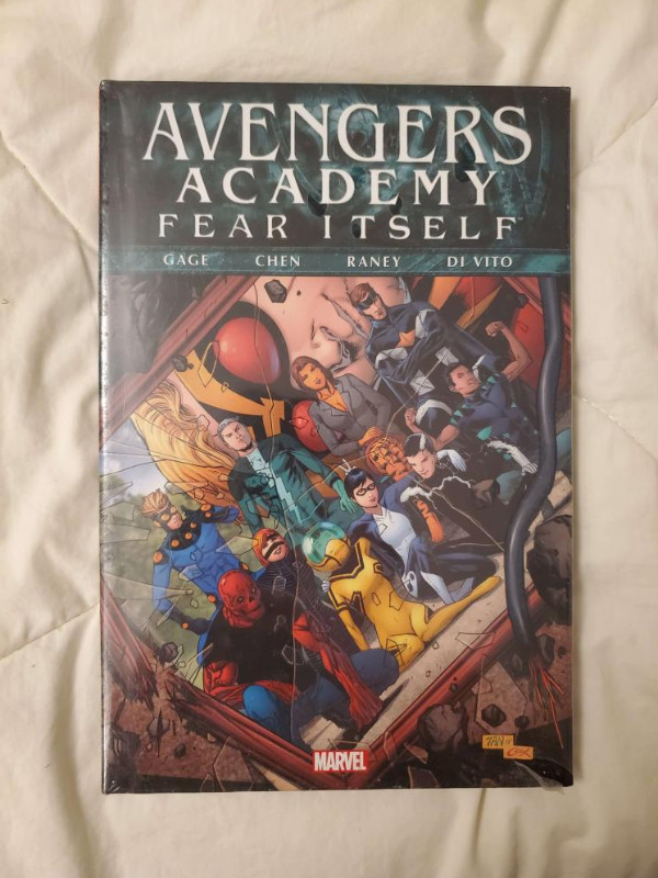 Avengers Academy: Fear Itself Hardcover Graphic Novel in Comics & Graphic Novels in Mississauga / Peel Region