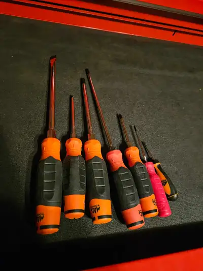 New Mac Tools screw driver set - Orange, View more