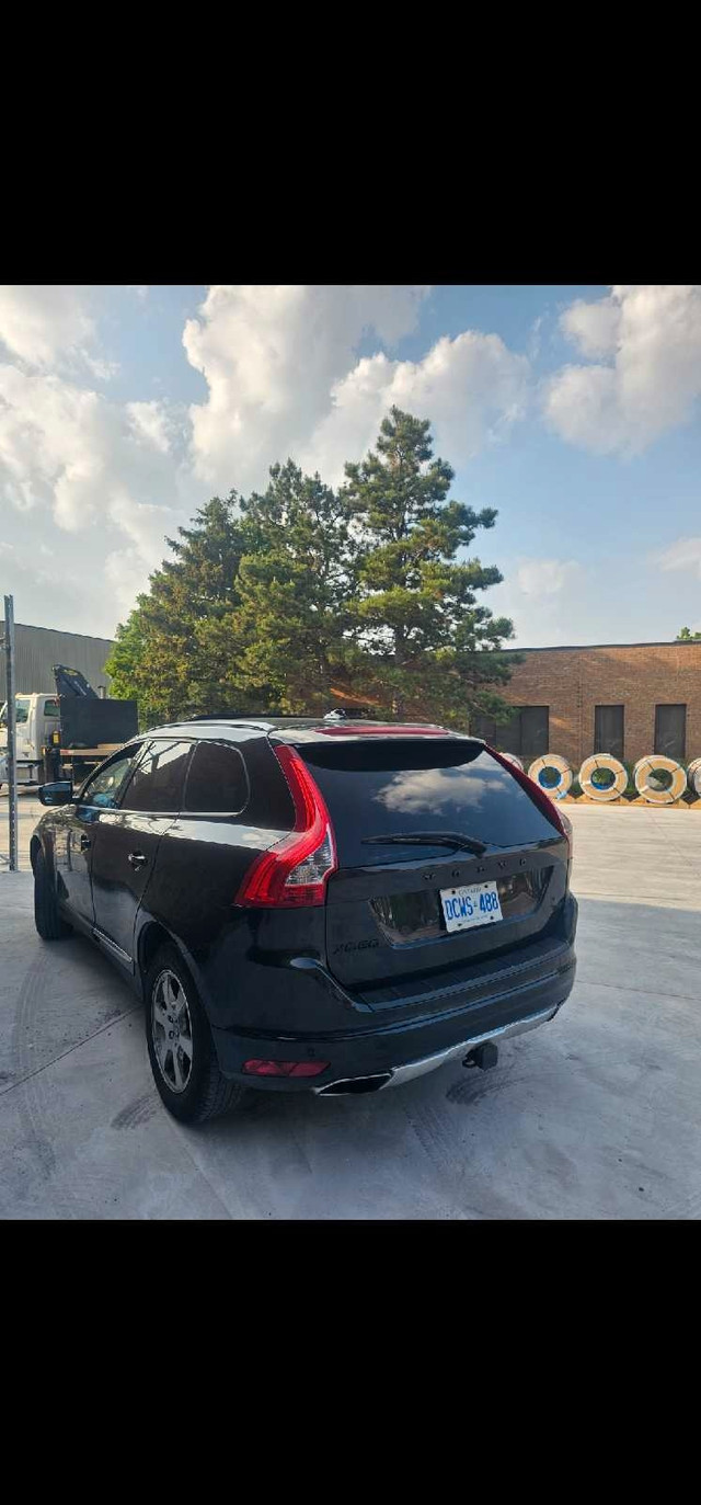 Volvo XC60 2012 in Cars & Trucks in Mississauga / Peel Region - Image 4