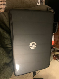 Flawed HP15 Laptop, 6gb ram, 120gb SSD Win 10