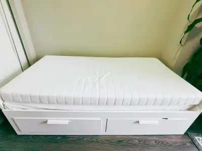 ️ IKEA BRIMNES Daybed with 2 Drawers + 2 Mattresses – Converts, View more