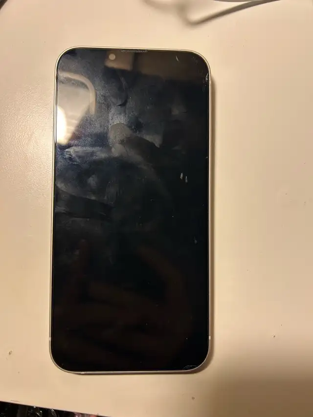 iPhone 1464959961666563122