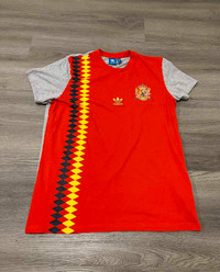 Adidas Spain 2013 Men’s Size XL España T-Shirt Soccer Football