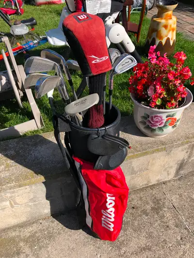 11PC Junior Left-Handed Golf Club Set, View more