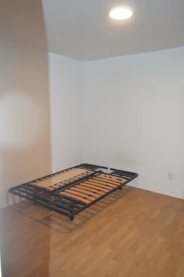 Lachine  single occupation simple Room for Rent Chambre a louer