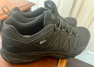 SOLOMON men's running shoes, View more