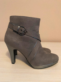 Christian Siriano ankle boots