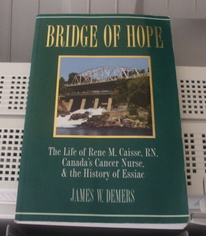 Bridge of hope de James W. Demers - CANCER - Essiac dans Autre  à Ville de Québec