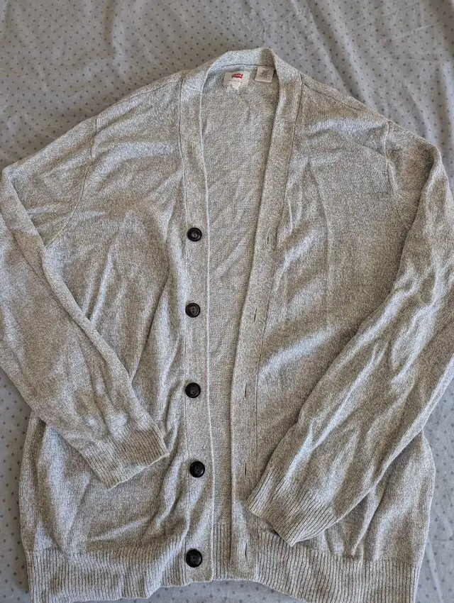 Levi's Cardigan in Men's in City of Toronto - Image 2